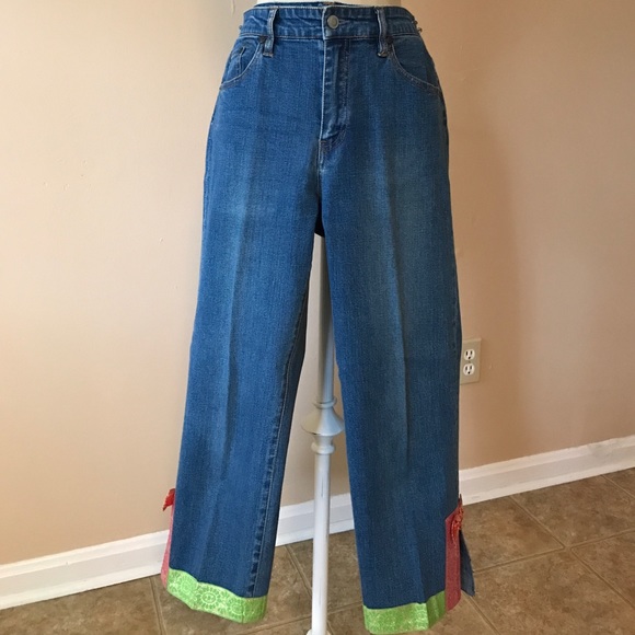 The Denium Tailor Capri Jeans with Ribbon Trim - Picture 2 of 4